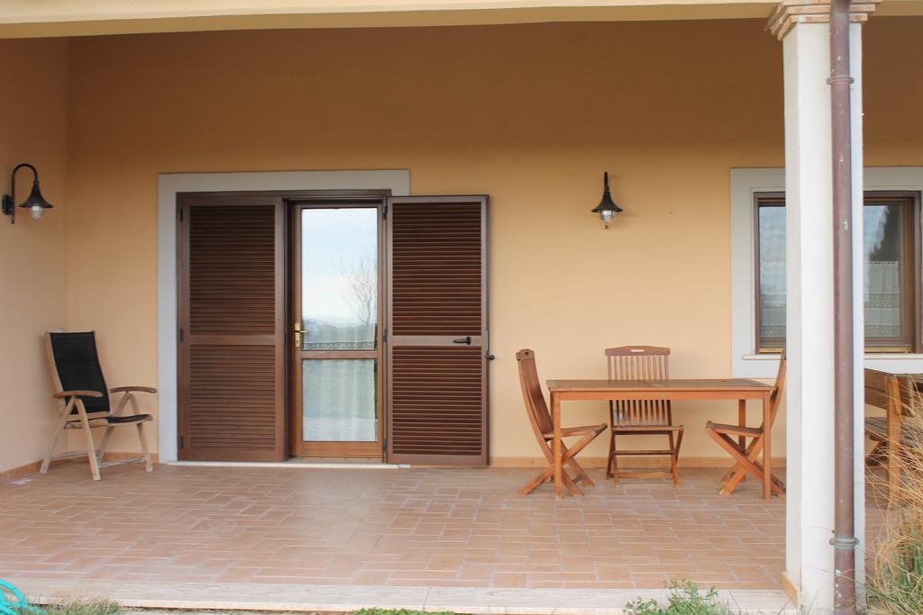 Agriturismo Colle D' Oro Pescia Romana Ruang foto