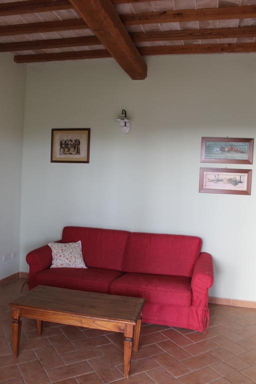 Agriturismo Colle D' Oro Pescia Romana Ruang foto
