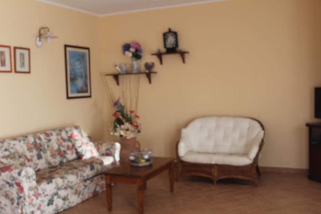 Agriturismo Colle D' Oro Pescia Romana Bagian luar foto